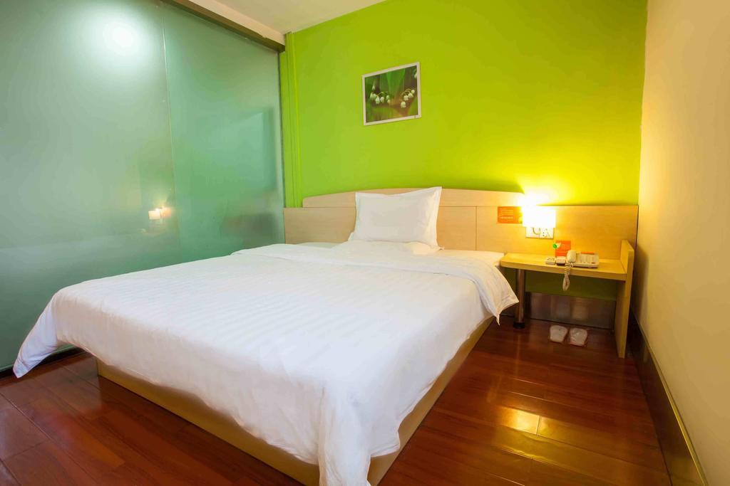 7Days Inn Foshan Dongfang Square Walmart Δωμάτιο φωτογραφία