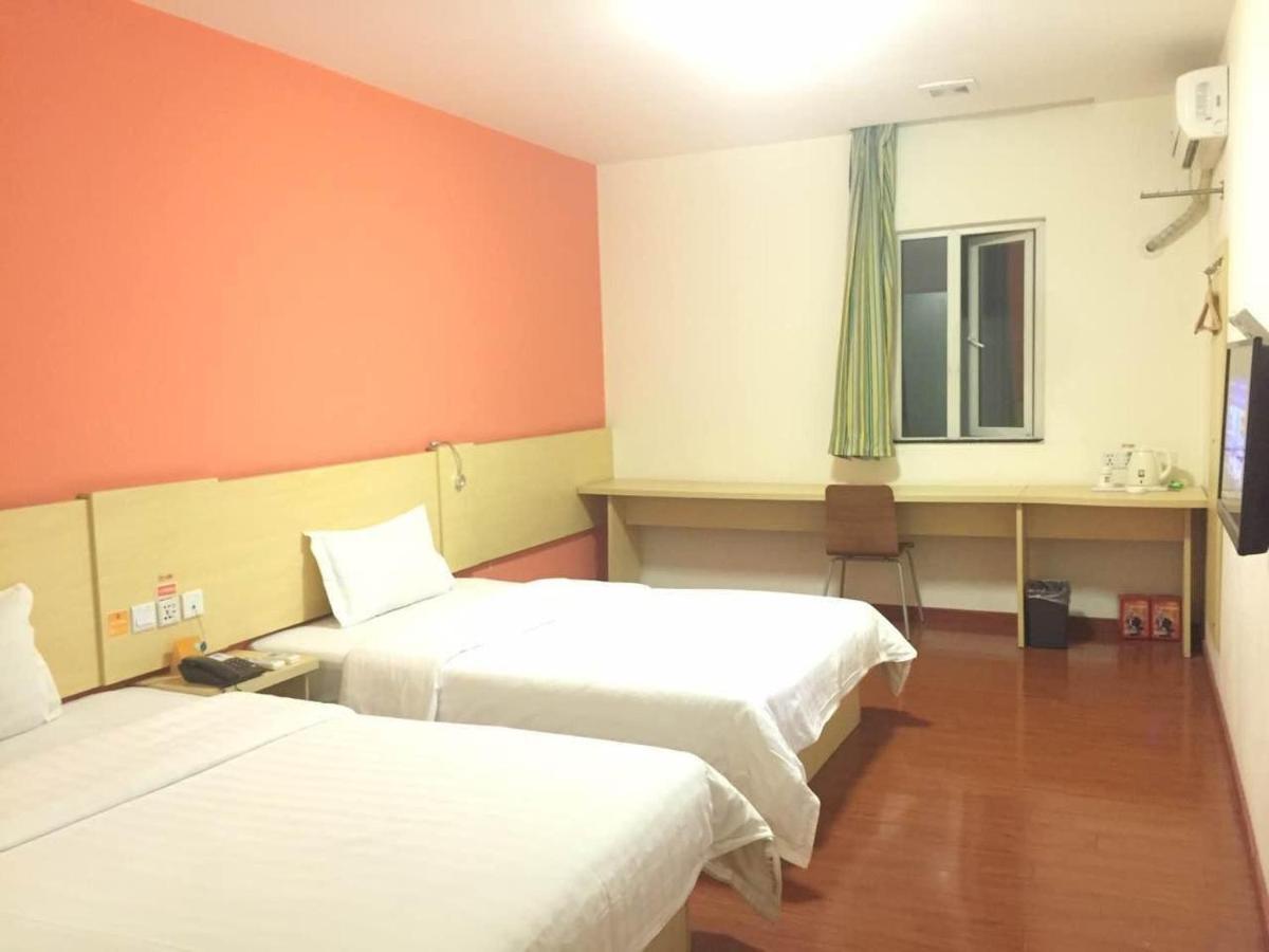 7Days Inn Foshan Dongfang Square Walmart Εξωτερικό φωτογραφία